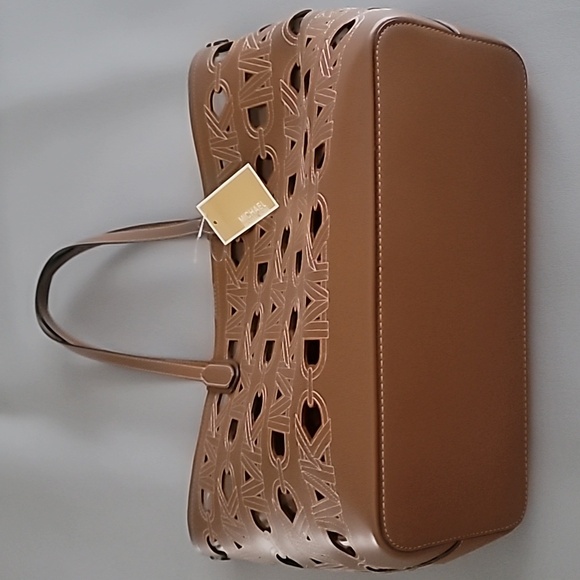 💫Michael Kors Eliza Large East West Open Tote💫 - Picture 7 of 9